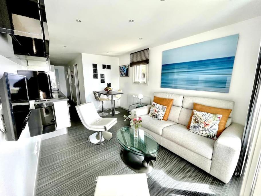 Beau T2 Avec Terrasse Vue Appartement